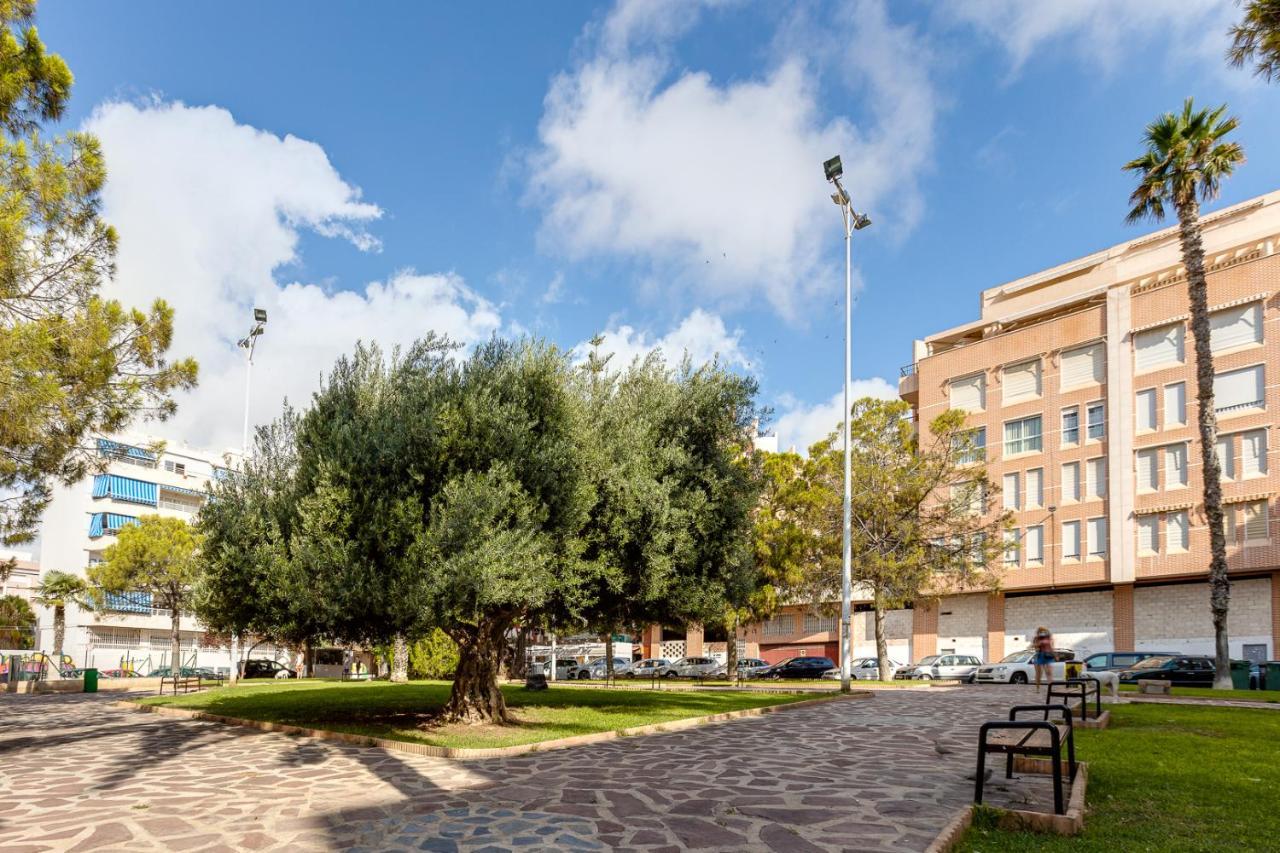 Apartamiento Fragata Apartamento Torrevieja Exterior foto